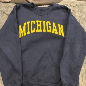 university of michigan crew neck sweatshirt